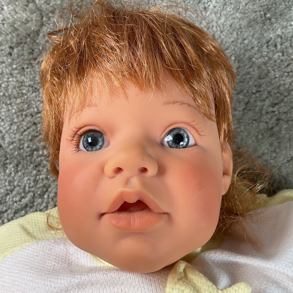 Lee Middleton Baby Doll Reva Schick 1997‎ Yellow Ducky Sleeper Blue Eyes